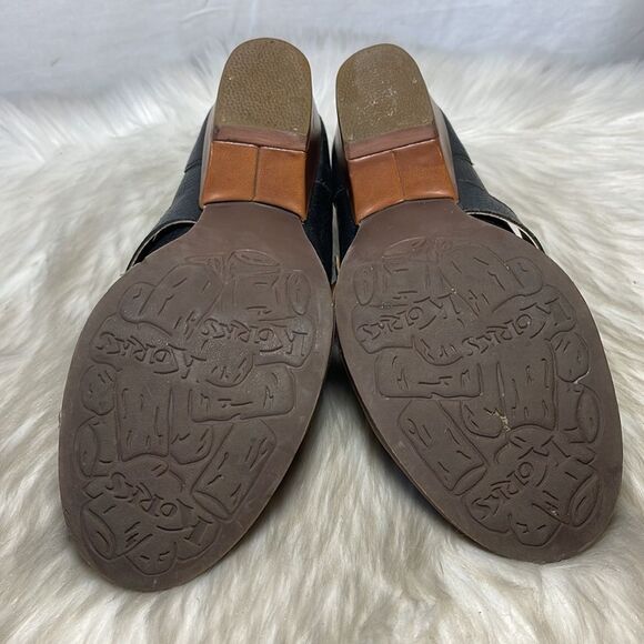 Korks By Kirk-Ease Little Monk Black Pebbled Leather Side Buckle Booties… - Picture 6 of 6